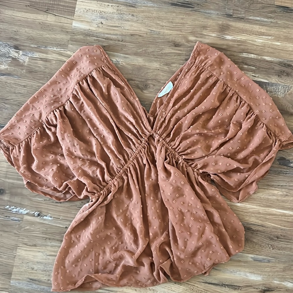 Size small bucket list top